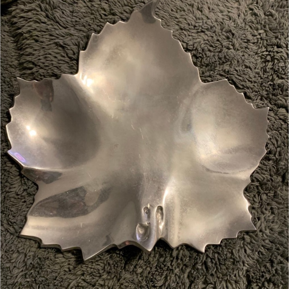 Silver Leaf-Shaped Decorative Dish